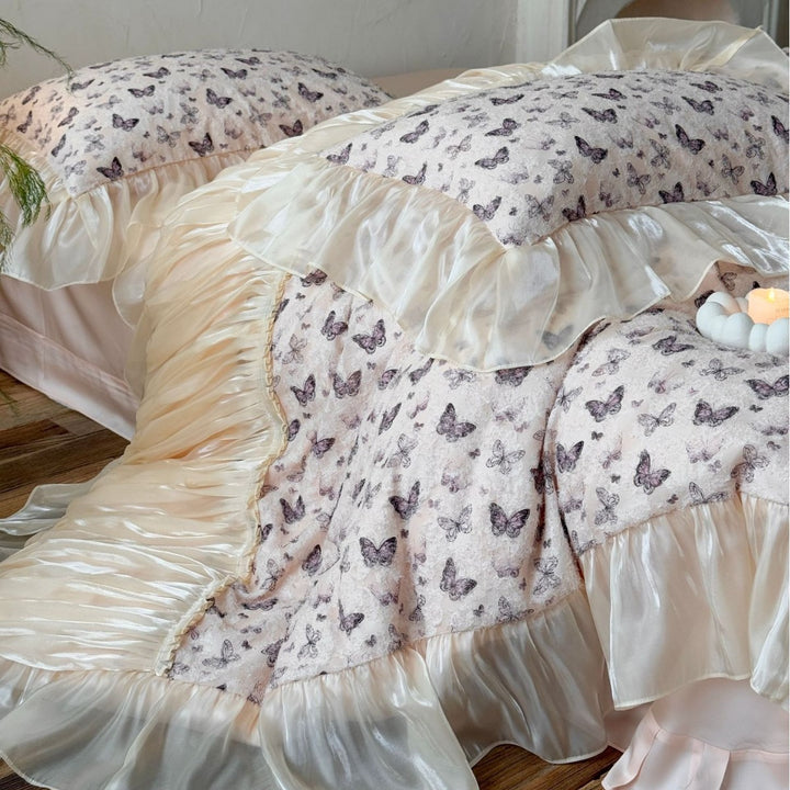 Romantic bedding set made of cotton satin with butterfly print, frill and chiffon ruffles