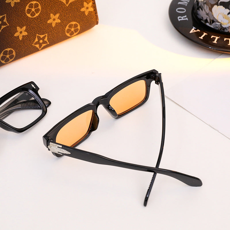 Ladies elegant rectangular sunglasses with special frame Stornfield