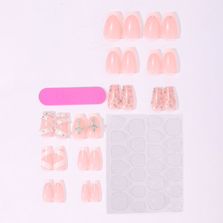 Elegant Nail Art with Glitter Design Stornfield