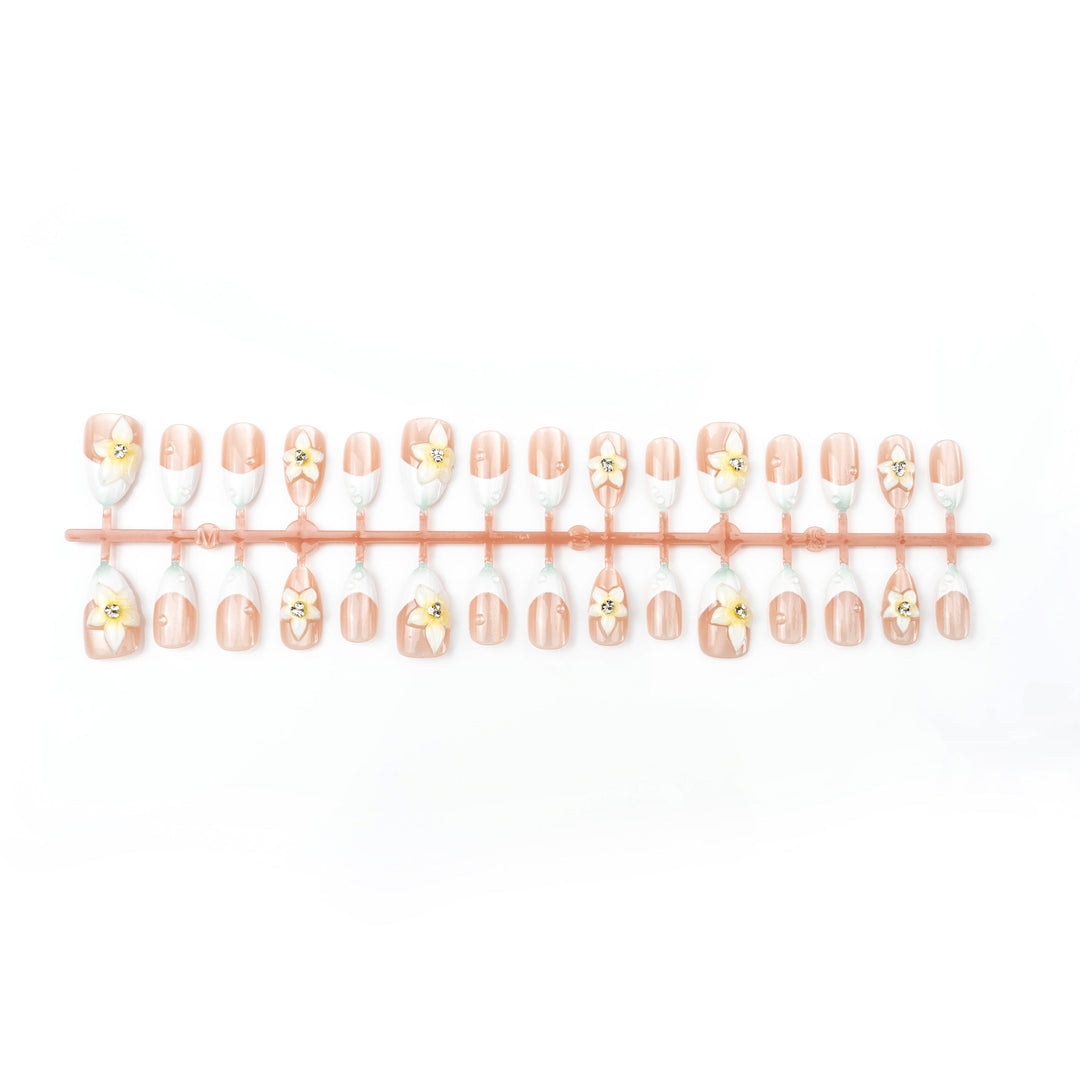Elegant Floral Press-On Nail Set Stornfield