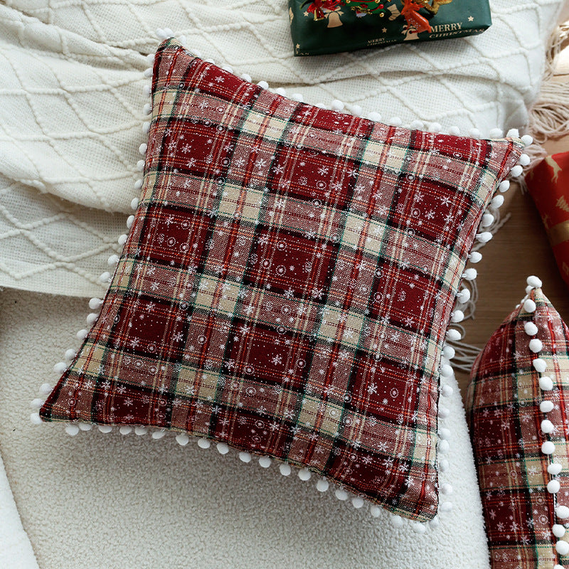 Cozy cushion with striped check pattern