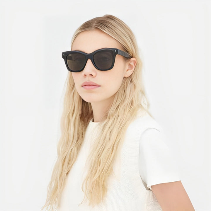 Women's oversized sunglasses with rounded square frame and UV protection Stornfield