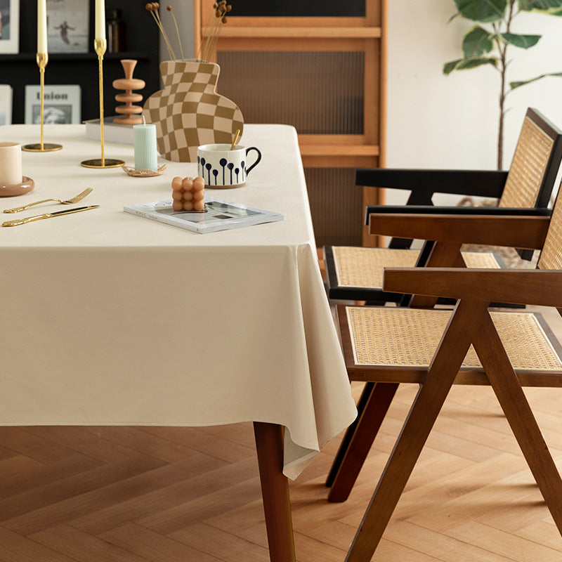 Rectangular easy-care tablecloth made of cotton blend with water-repellent coating and fine texture Stornfield