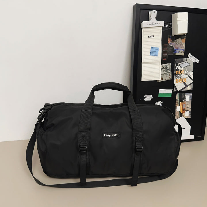 Sporty travel bag with adjustable shoulder strap and sturdy carrying handle Stornfield