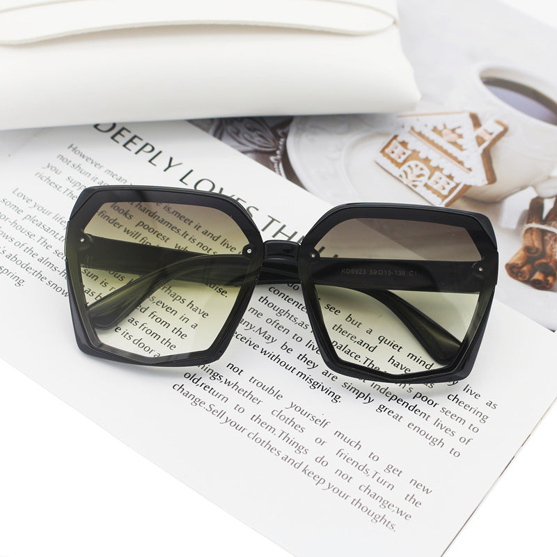 Ladies Designer Sunglasses in Elegant Hexagon Design Stornfield