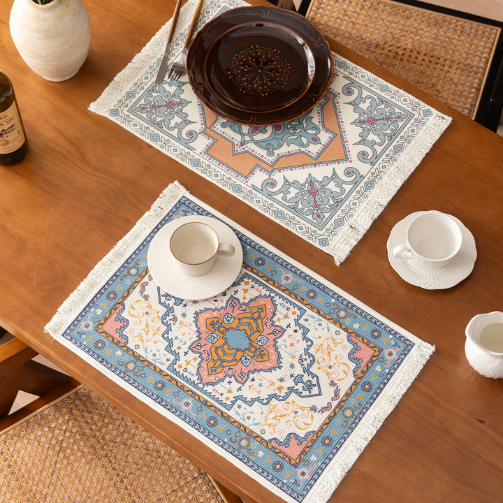 Rectangular short-pile rug in oriental medallion design with fringes Stornfield