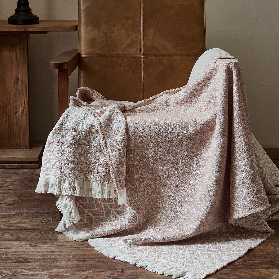 Reversible Textured Jacquard Throw Blanket with Fringed Edges