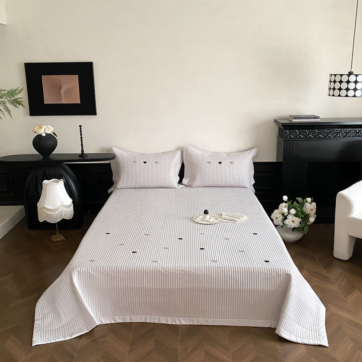 Quilted Lightweight Bedspread Set with Subtle Channel Stitching & Embroidered Mini Motifs