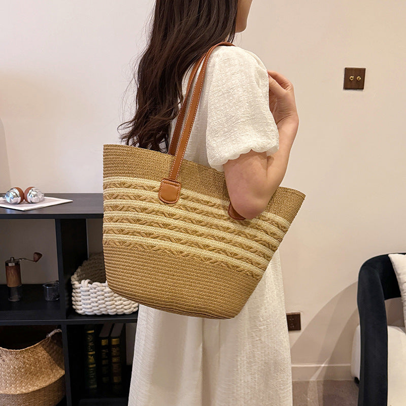 Straw Market Tote