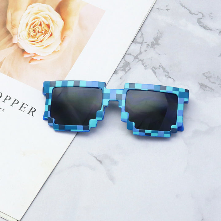 Bold Geometric Frame Sunglasses Stornfield