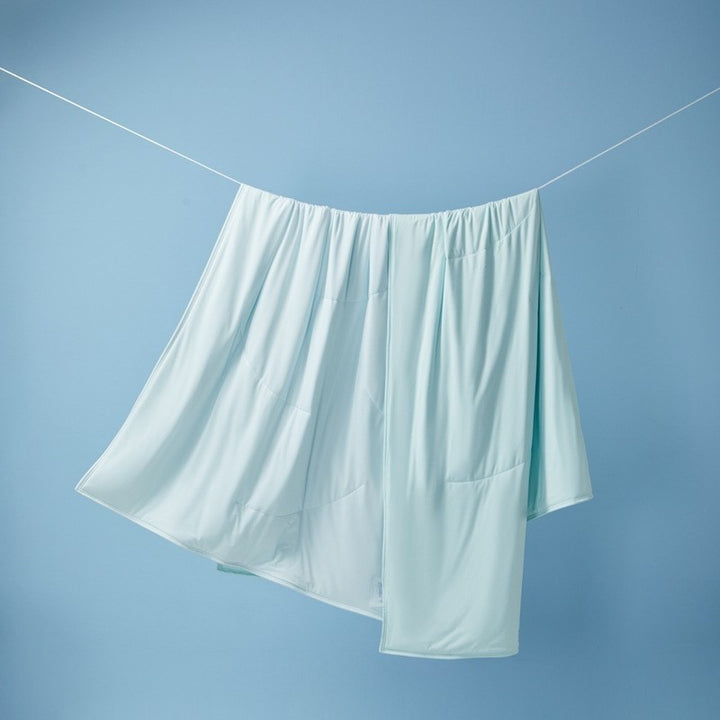Breathable and Comfortable Summer Blanket Stornfield