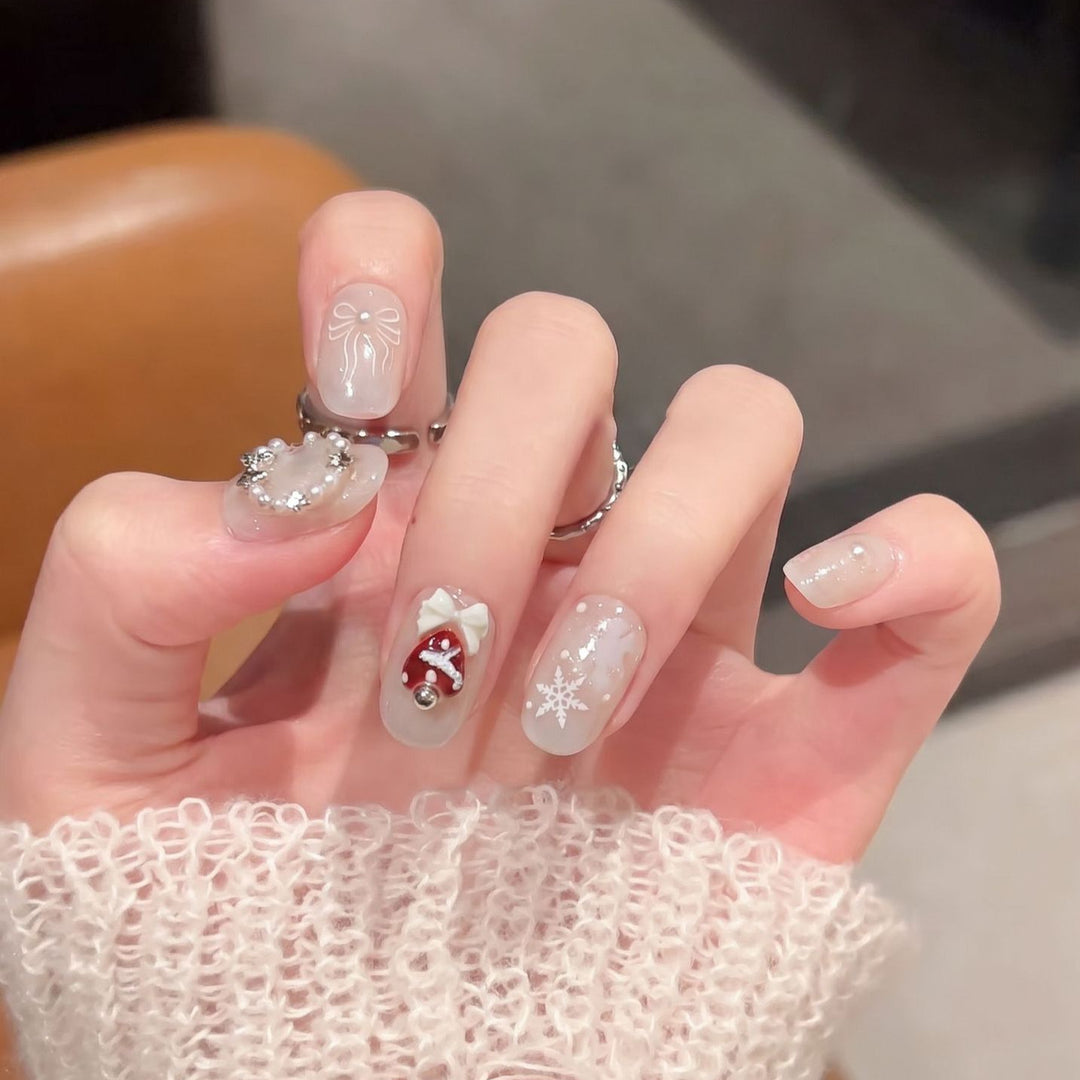 Artistic Winter-Themed Press-On Nail Set Stornfield