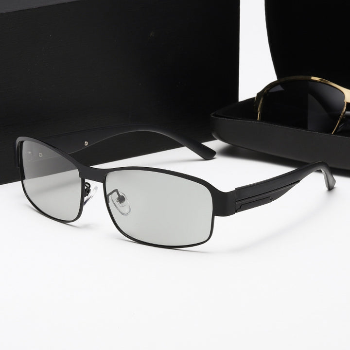 Ladies sporty sunglasses with robust metal frame and polarized lenses Stornfield