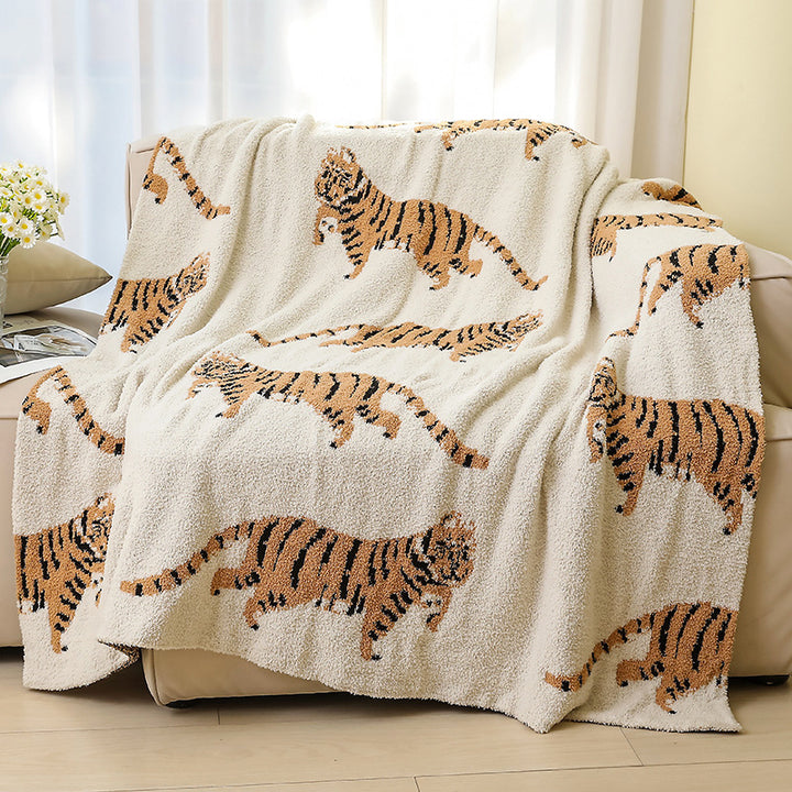 Floral Pattern Throw Blanket