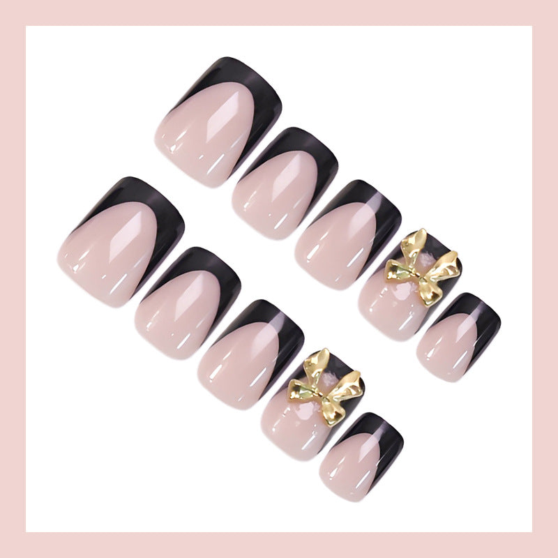 Artificial nail set with stylish and elegant black lace tips Stornfield