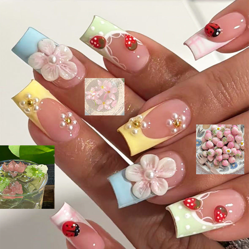 Floral Art Press-On Nail Design Stornfield