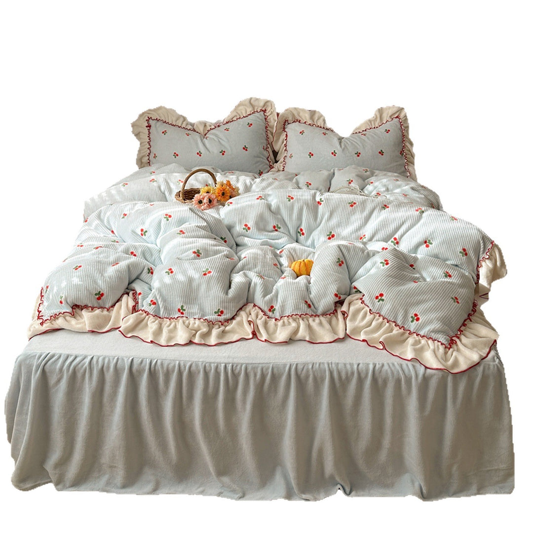 Vintage Cherry Embroidered Ruffled Cotton Duvet Cover Set