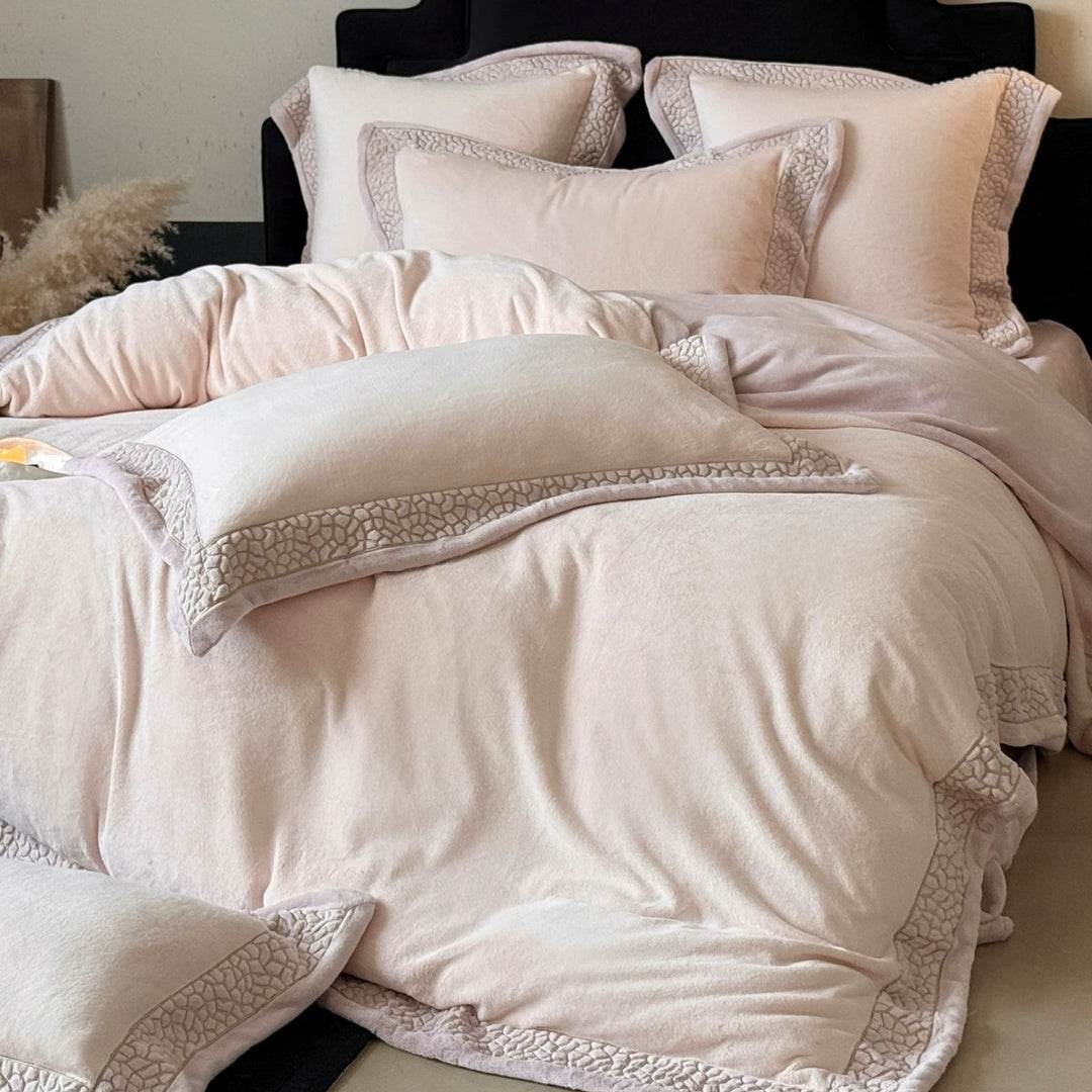 Plush Brushed Cotton Duvet Cover Set with Decorative Textured Border