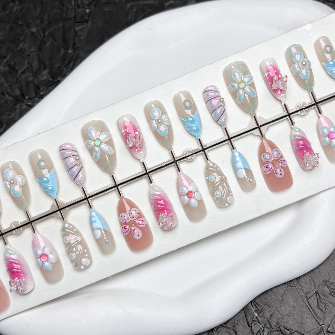 Artistic Floral Press-On Nail Set 1790746209