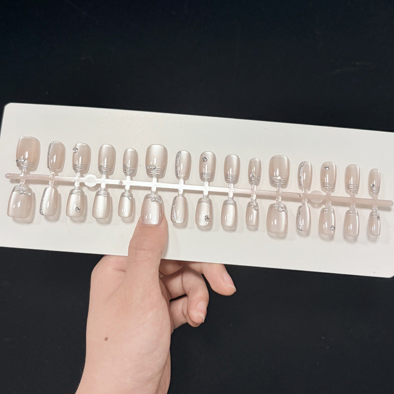 Elegant Decorative Press-On Nails with Metallic Accents Stornfield