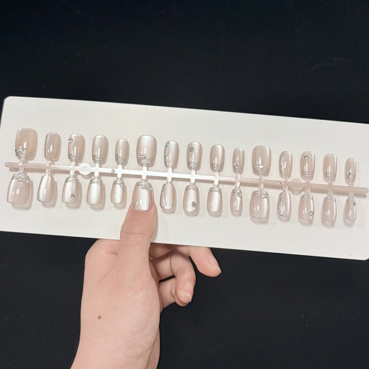 Elegant Decorative Press-On Nails with Metallic Accents Stornfield