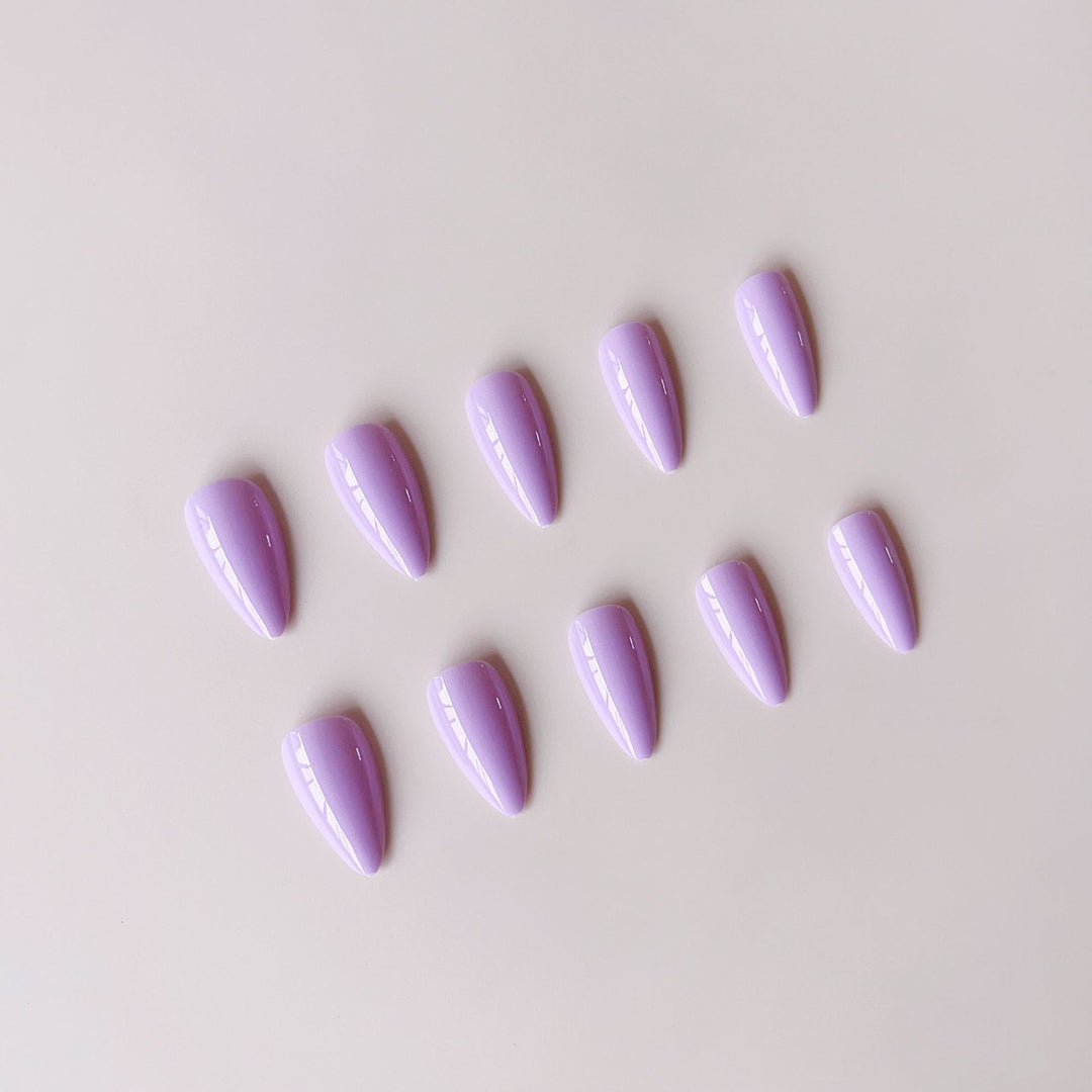 Artificial nail set for trendy nail designs Stornfield