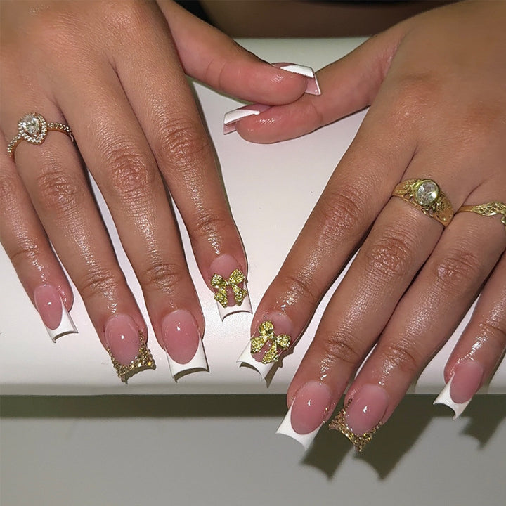 Artificial nail set with glamorous 3D decorations Stornfield