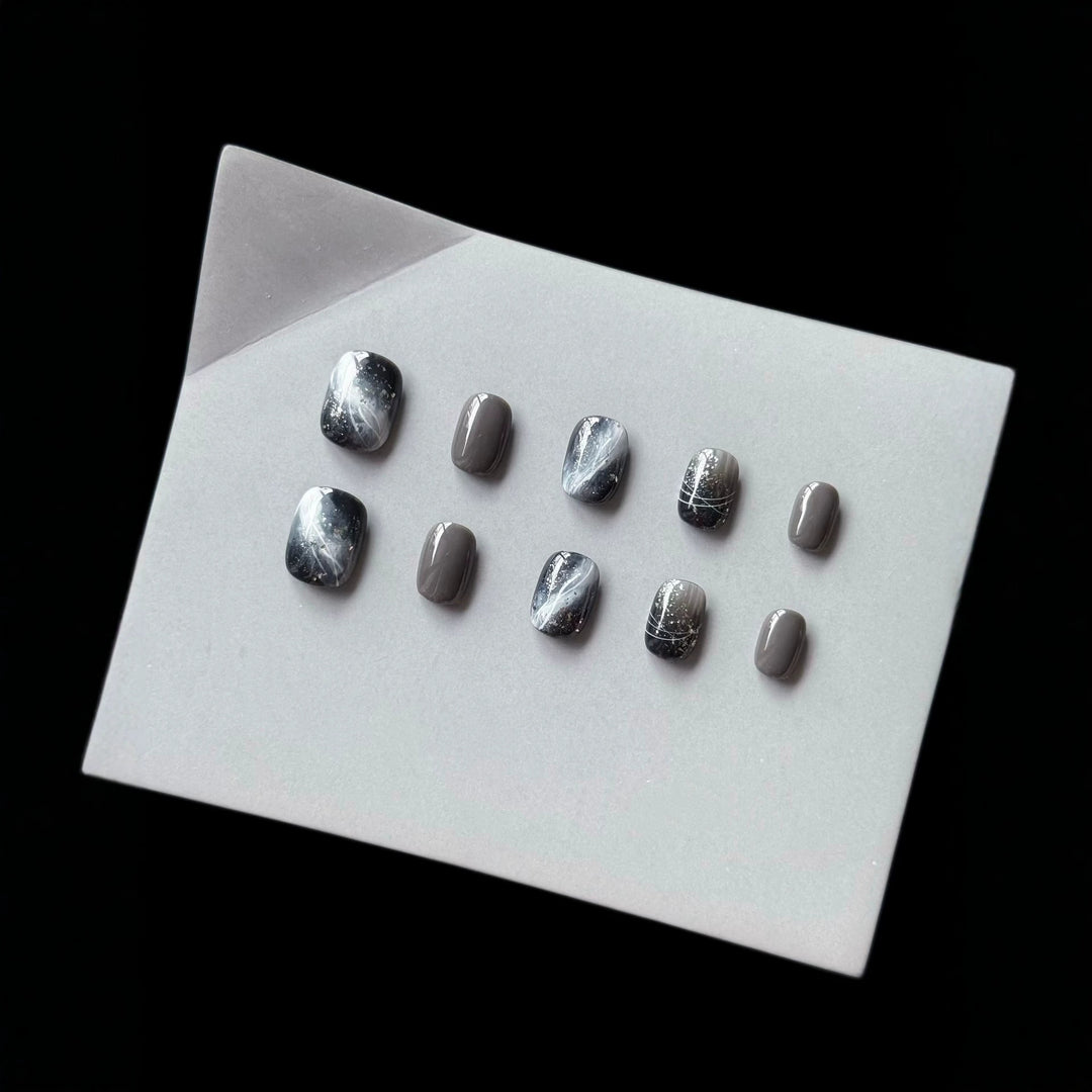 Elegant Marble Effect Press-On Nails
