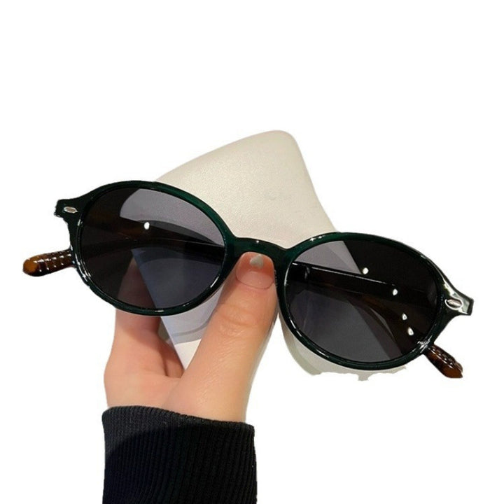 Vintage Oval Frame Sunglasses Stornfield