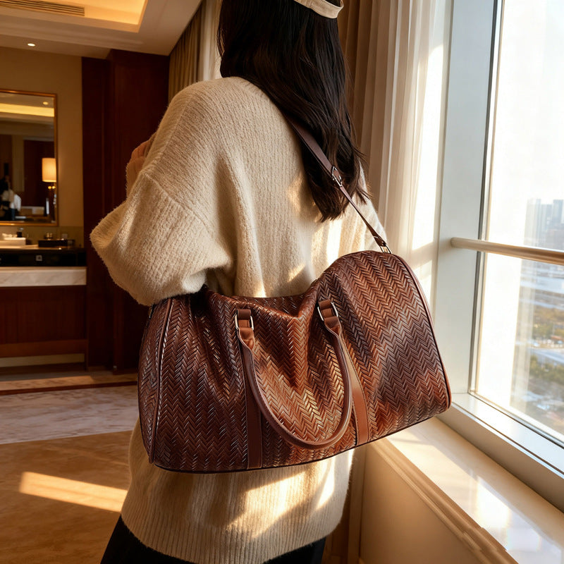 Sporty travel bag in modern basket pattern Stornfield
