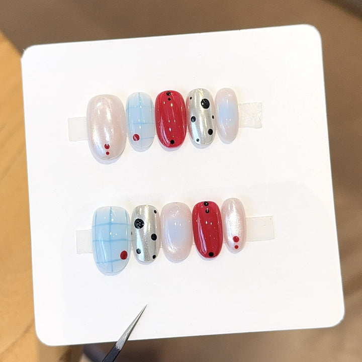 Artificials nails with creative geometric design and modern accents Stornfield