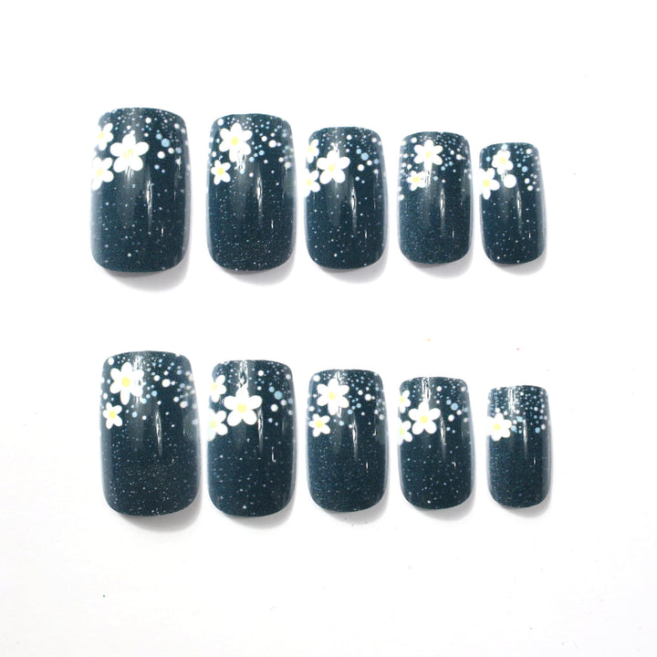Artful Nail Tips with Flower Designs Stornfield