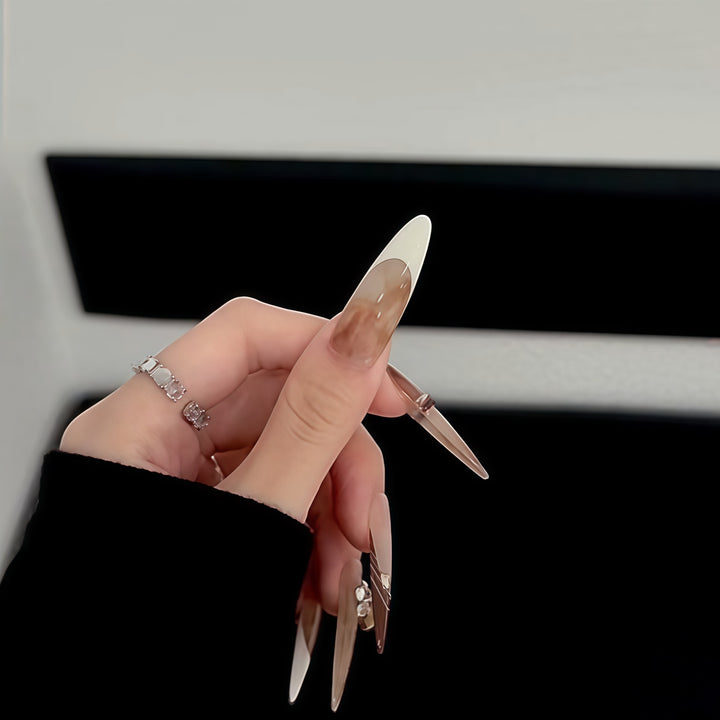 Artificial nail set with elegant glamour design Stornfield
