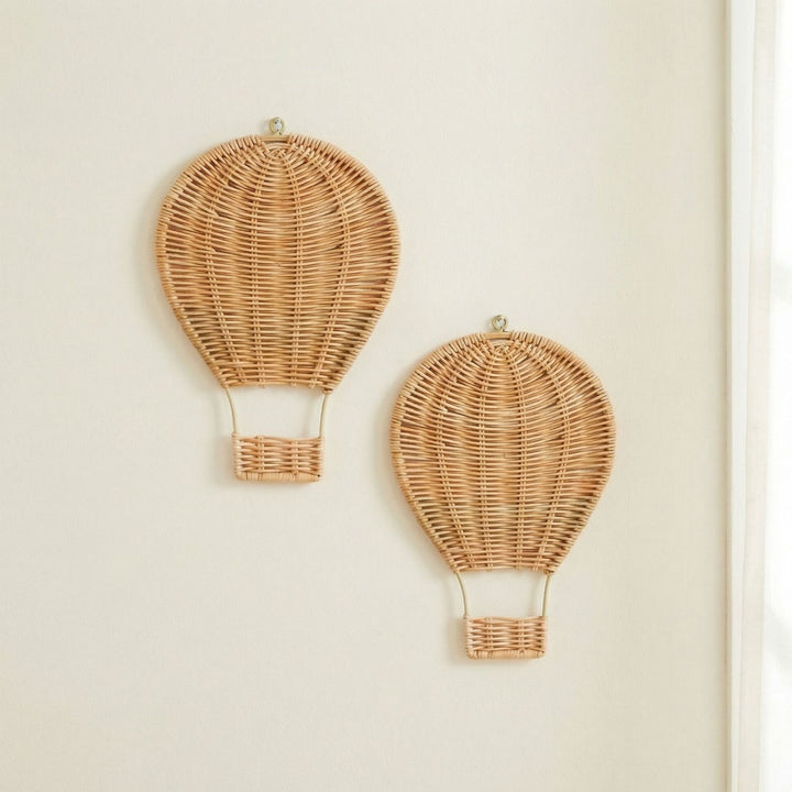Wall decoration in hot air balloon design Stornfield