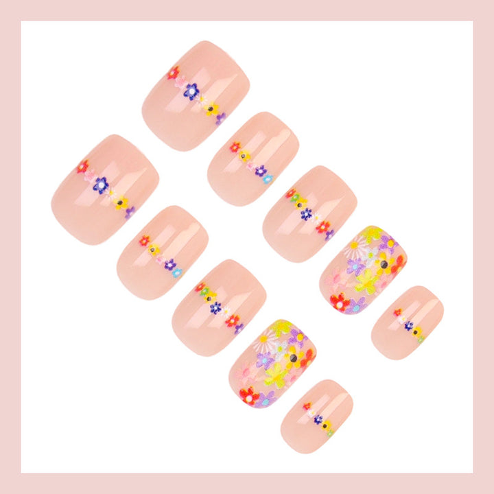 Artificial nail set with floral designs and high-quality embellishments Stornfield