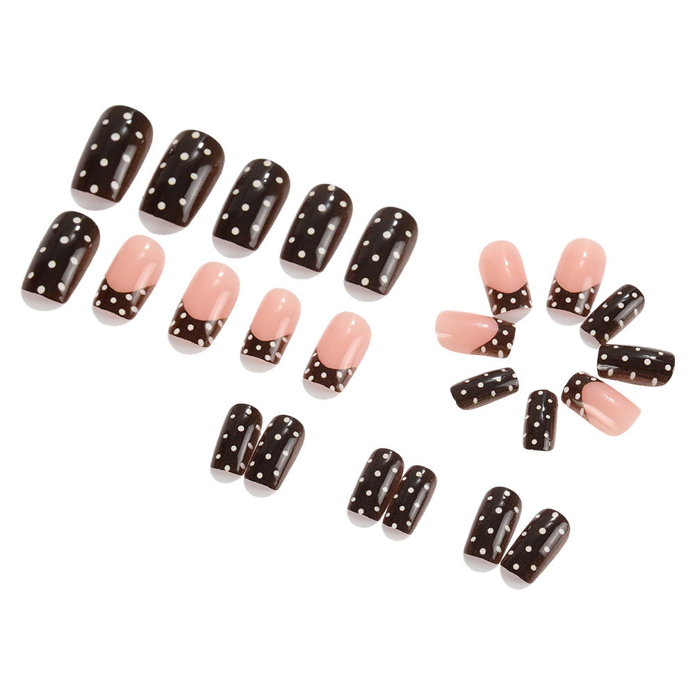 Stylish dotted pattern artificial nails Stornfield