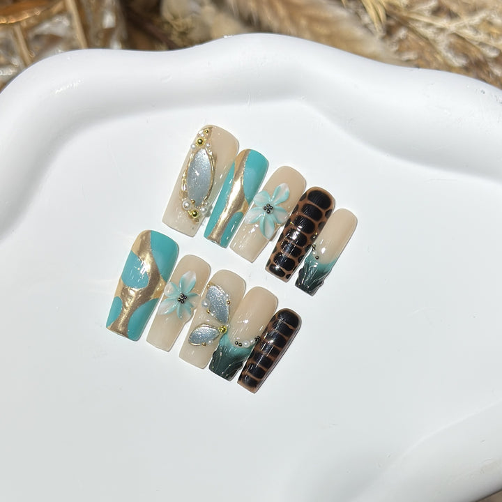Artistic Press-On Nail Art Set with Floral and Geometric Designs Stornfield