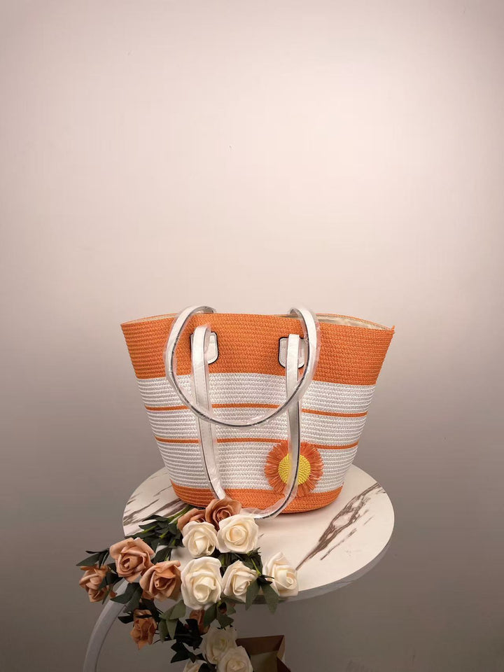 Elegant Beach Bag with Matching Sun Hat Stornfield
