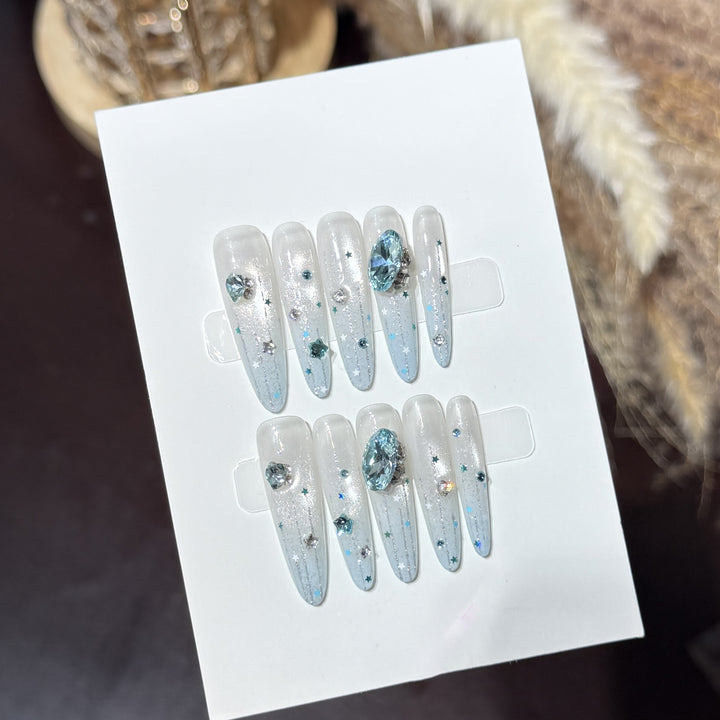 Glamorous Crystal Embellished Press-On Nails Stornfield