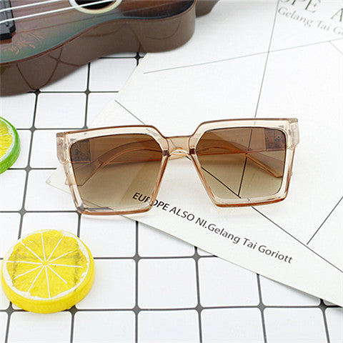 Women's oversized sunglasses in trendy corner design Stornfield
