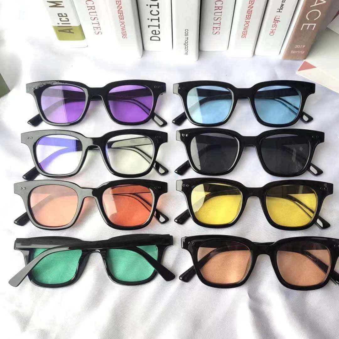 Women's fashionable retro sunglasses with sturdy plastic frame Stornfield