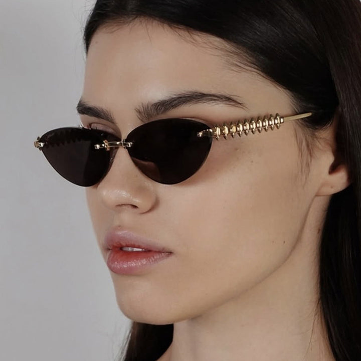 Women's sunglasses in modern, geometric design with stylish metal frame and UV protection Stornfield