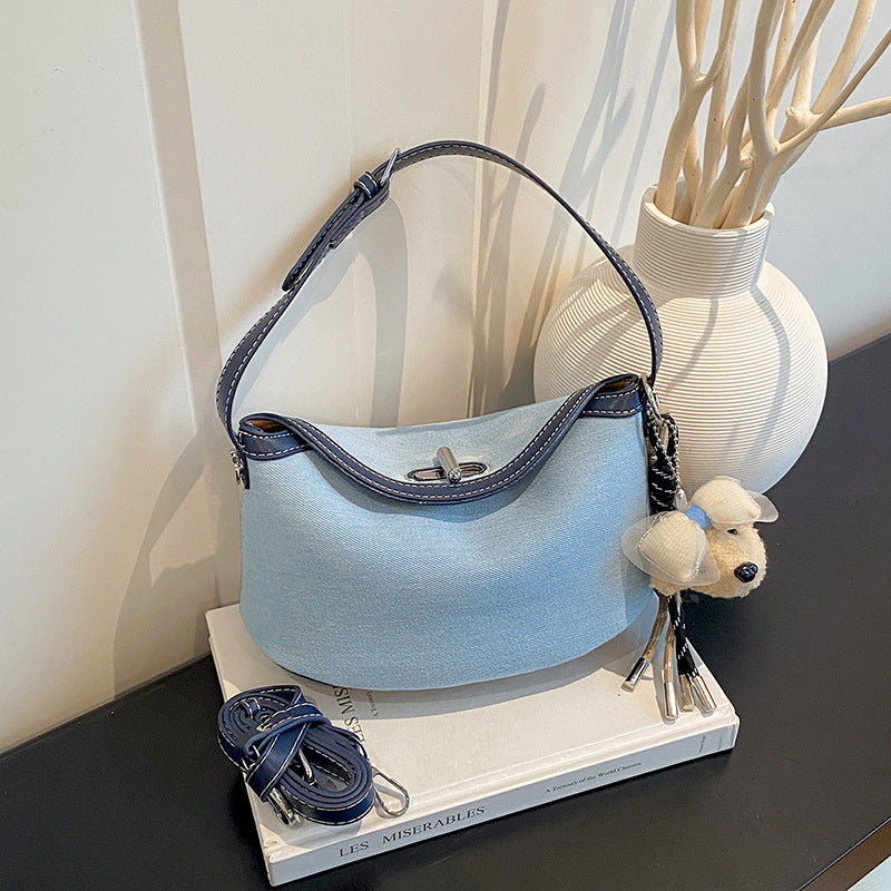 Elegant Handheld Shoulder Bag
