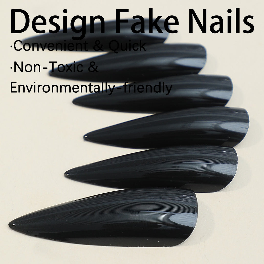 Artificial Nail Set with pointed and shiny nails Stornfield