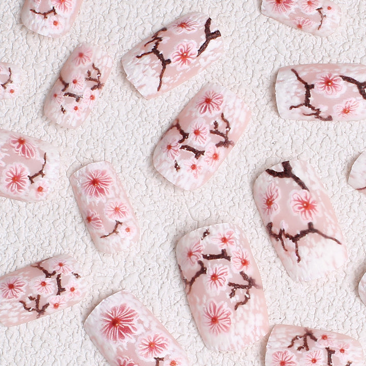 Floral Embellished Press-On Nail Art Stornfield