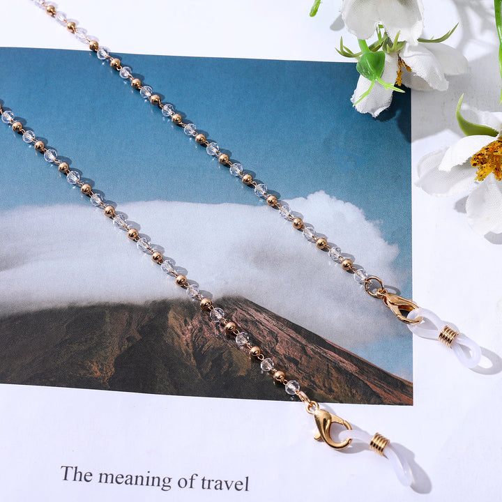 Jewelry necklace with elegant pearls and golden accents Stornfield