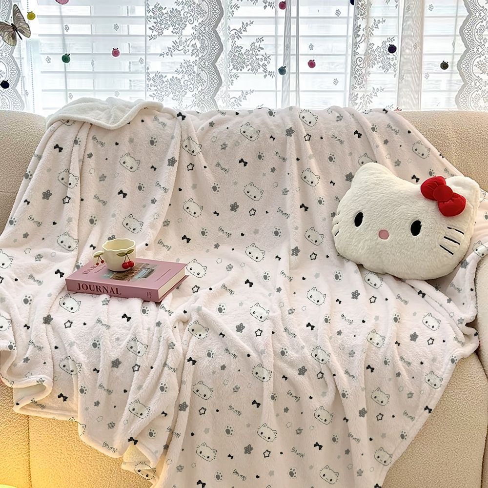 Plush Cartoon Cat-Themed Throw Blanket