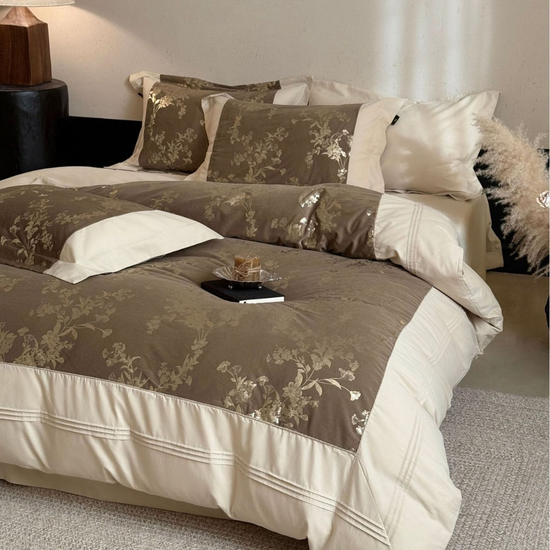 Elegant Reversible Duvet Cover and Pillowcase Set with Jacquard Flower Panel and Fine Quilted Edge