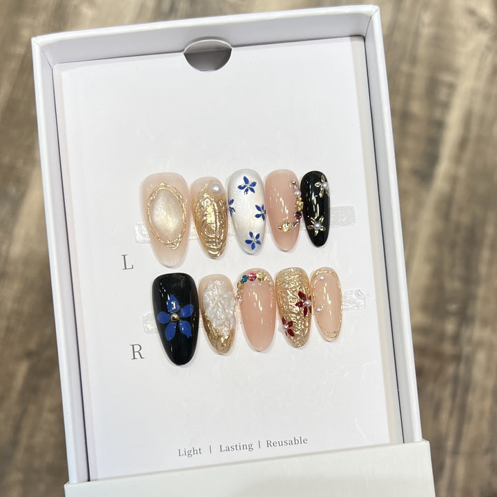 Elegant Floral Press-On Nail Set Stornfield