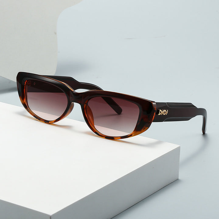 Ladies Captivating Sunglasses in Eye-Catching Design Stornfield